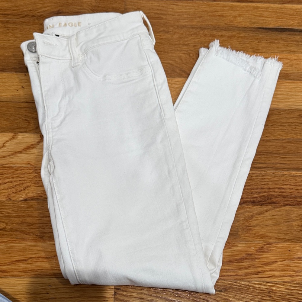 American eagle Women's White Jeans
